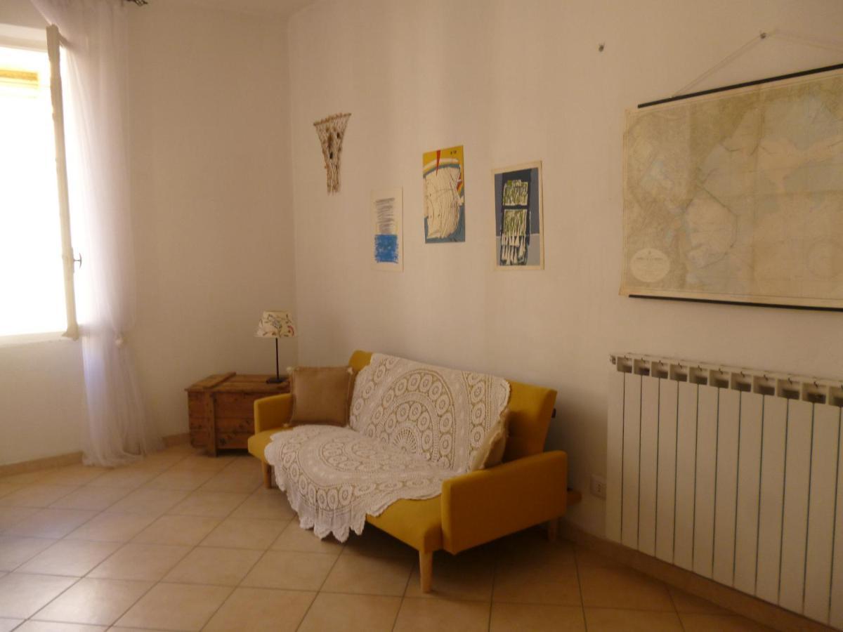 Sailor'S House Apartment ลาสเปเซีย ภายนอก รูปภาพ